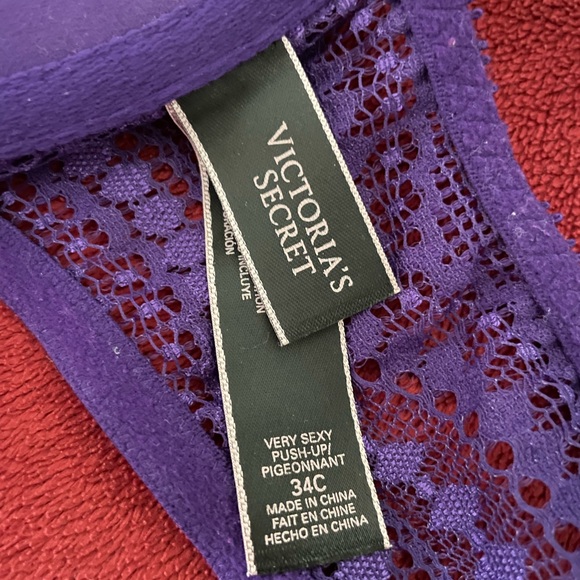 Victoria’s Secret Very Sexy push-up bra - Picture 5 of 5